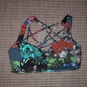 Lululemon sports bra